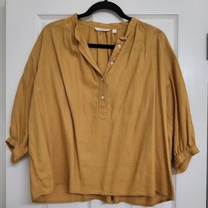 3/4 sleeve top from Uniqlo, pre-loved